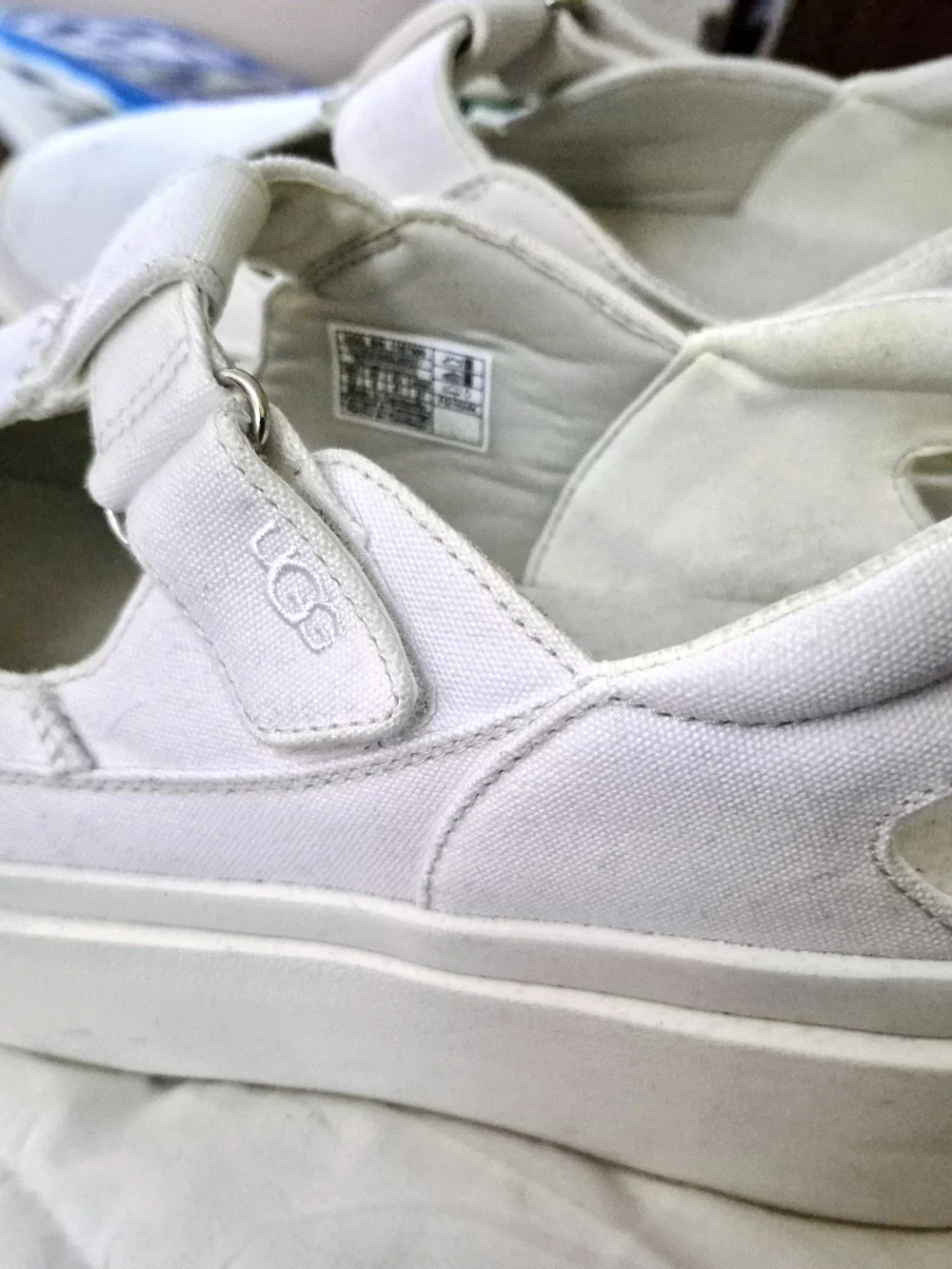 UGG Womens White Canvas Hook-and-Loop Sneakers